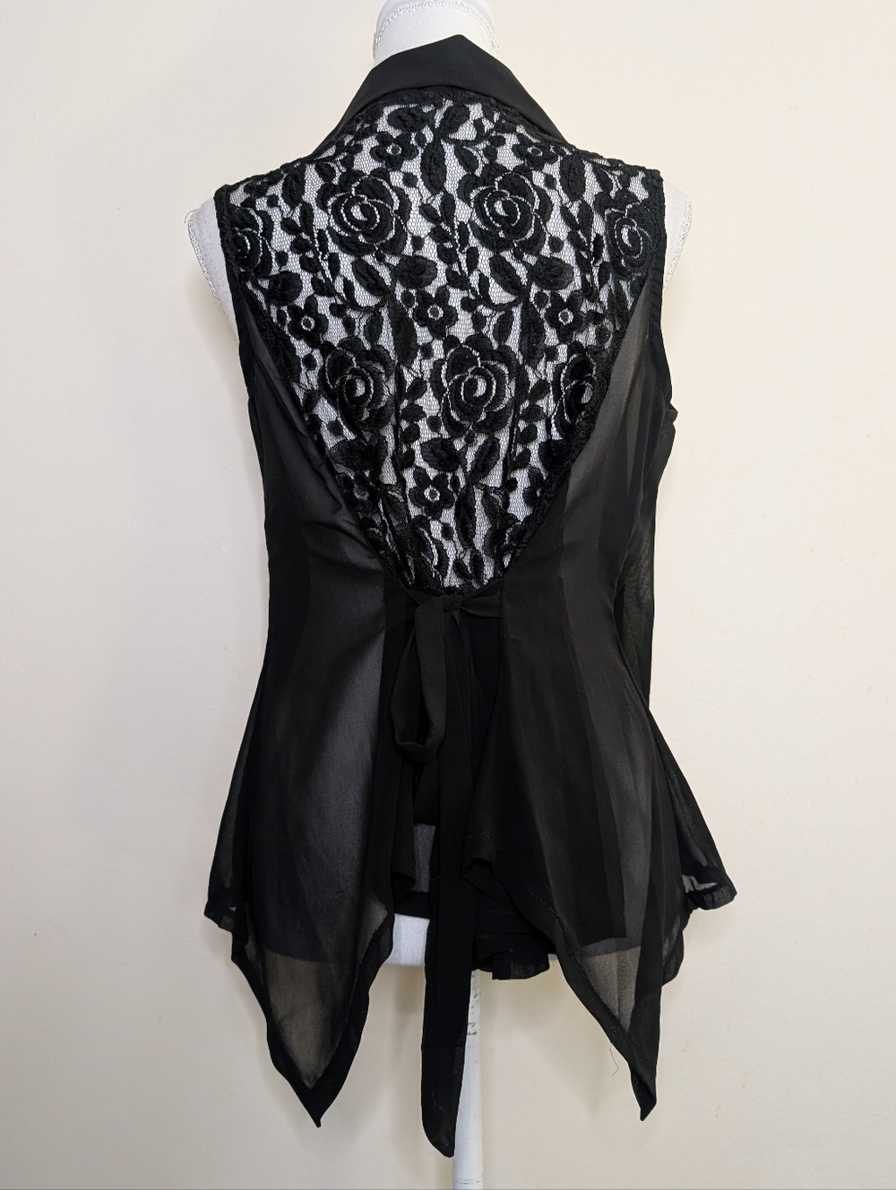 Black Lace-Back Sheer Handkerchief Hem Cardigan